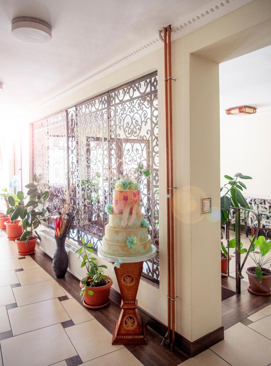 Pensiunea Un Baiat si o Fata Câmpulung Exterior foto